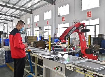 自動リベット角度ロボット